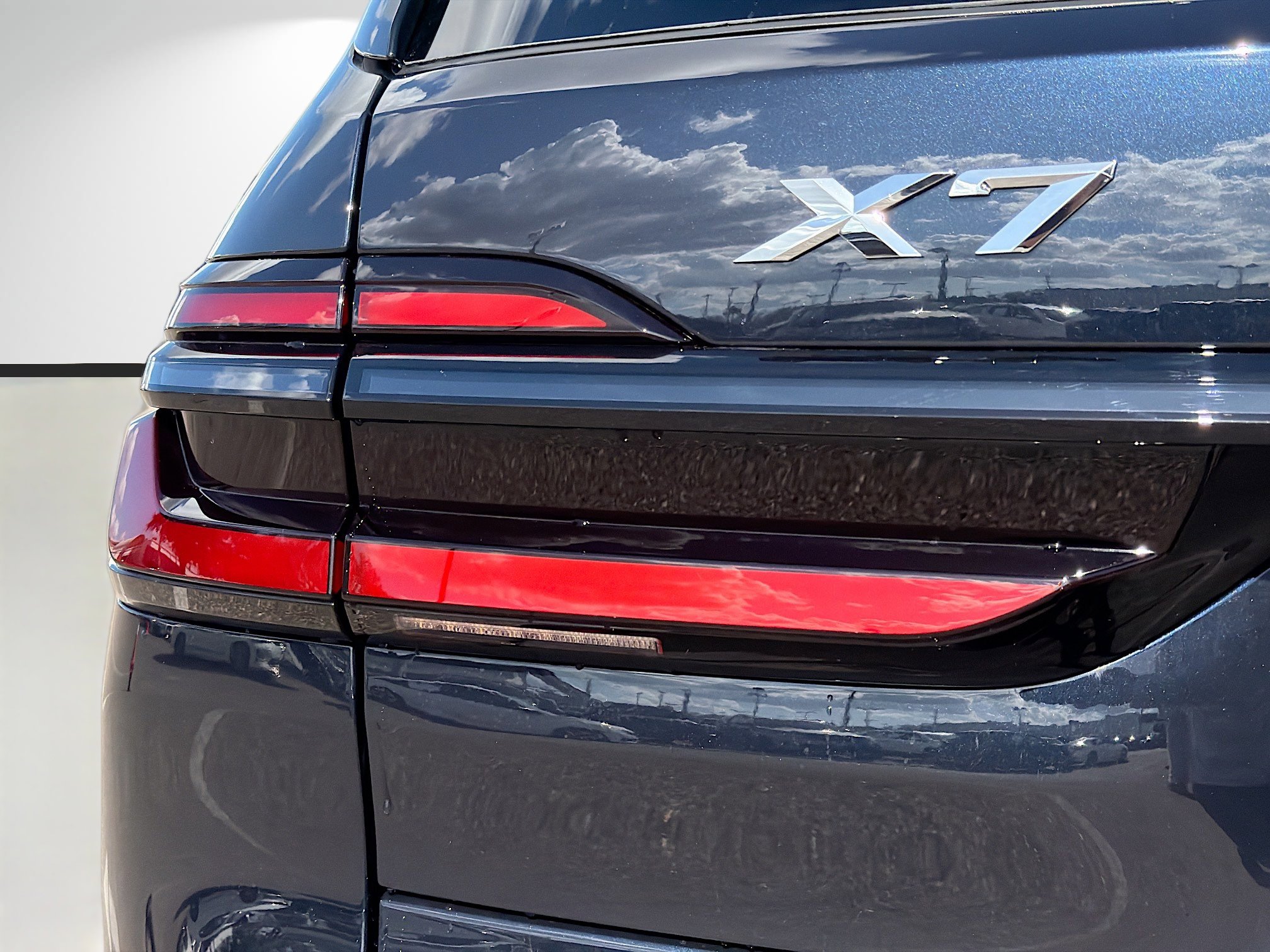 New 2026 BMW X7 xDrive40i w/ M Sport Package image 10