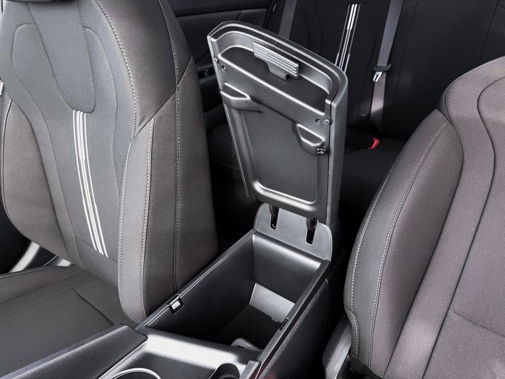 New 2026 Hyundai Elantra Sport w/ Cargo Package image 19