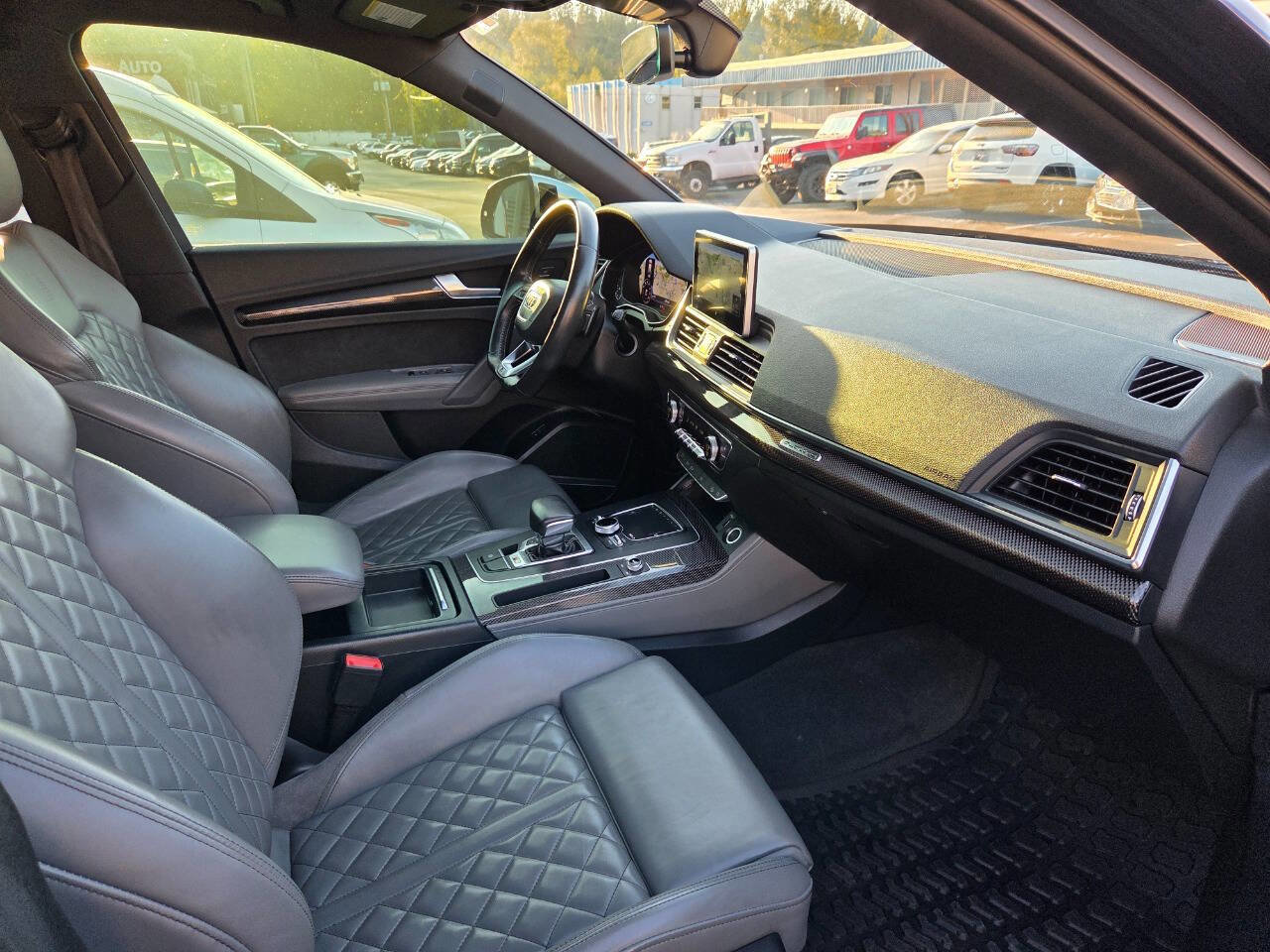 Used 2018 Audi SQ5 Prestige w/ Prestige Package image 16