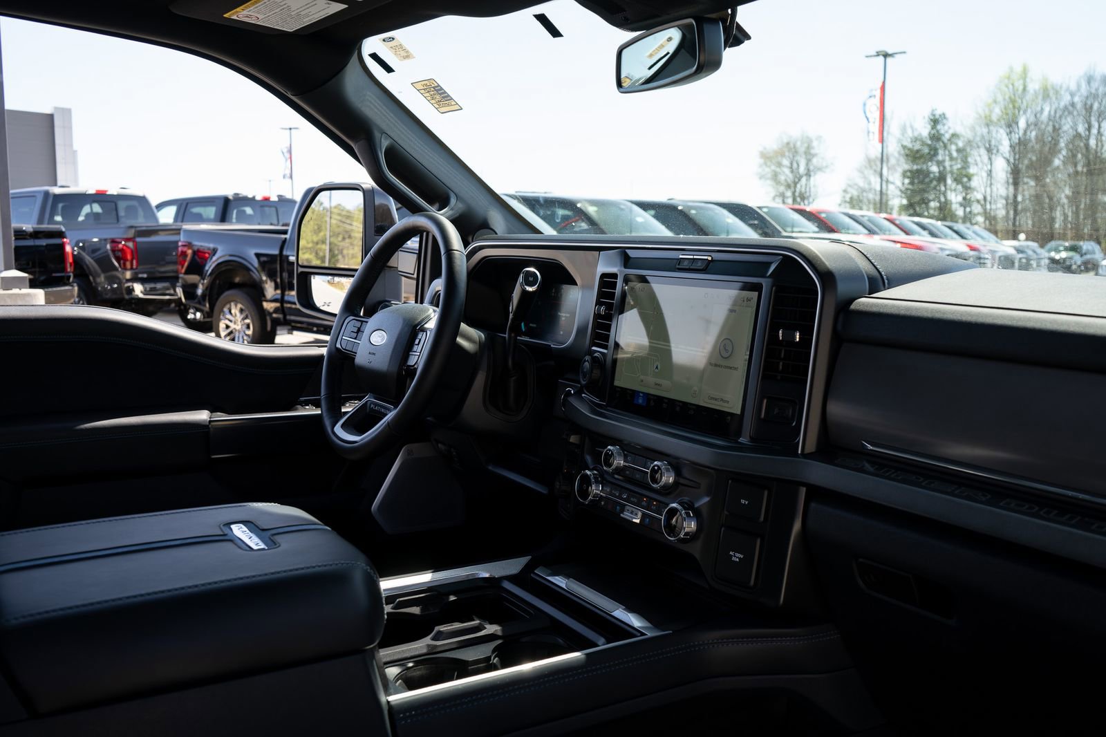 Used 2025 Ford F450 Platinum w/ FX4 Off-Road Package image 40