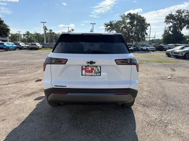 New 2026 Chevrolet Equinox LT w/ Midnight Edition FWD image 9