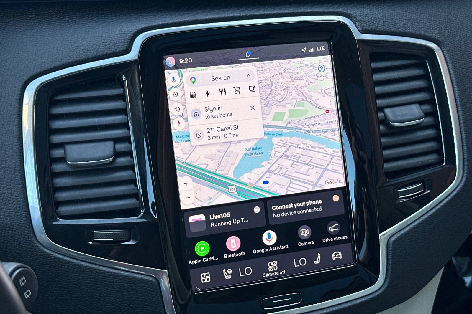 Certified 2023 Volvo XC90 T8 Plus AWD/4WD image 23