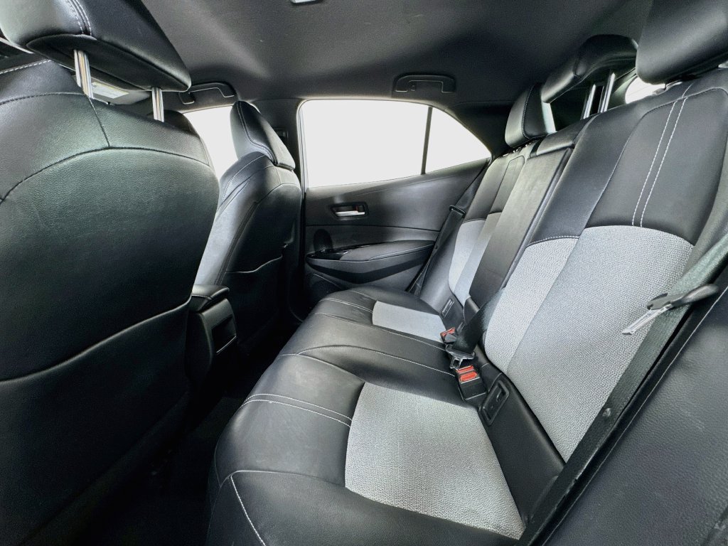 Used 2021 Toyota Corolla XSE FWD image 11