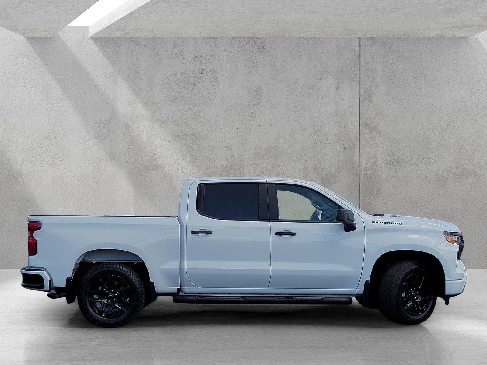 Used 2024 Chevrolet Silverado 1500 Custom w/ Turbomax Blackout Package image 3