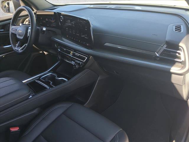 Used 2024 Chevrolet Traverse LT w/ LPO, Floor Liner Package FWD image 23