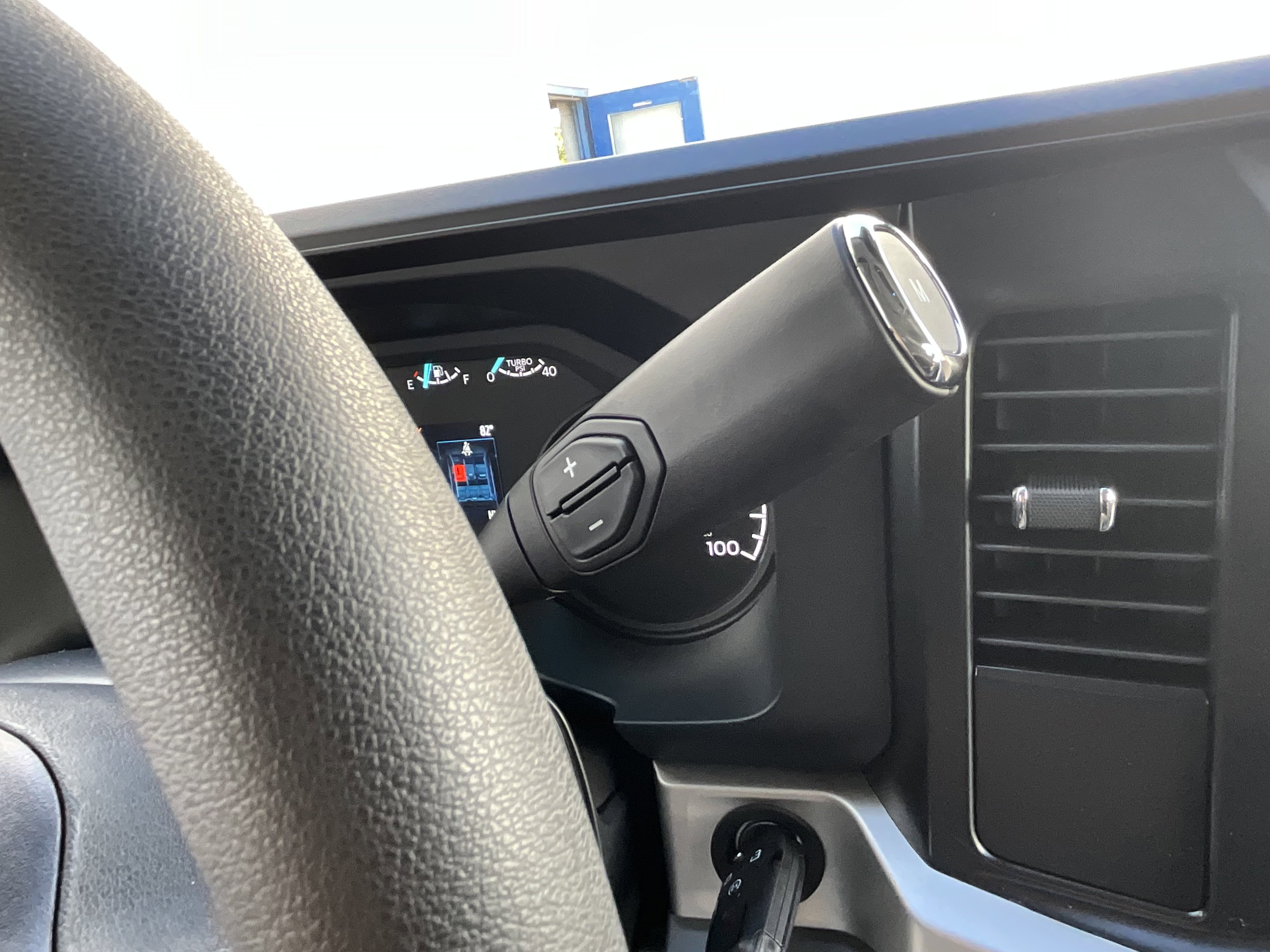New 2026 Ford F550 4x4 Crew Cab image 19