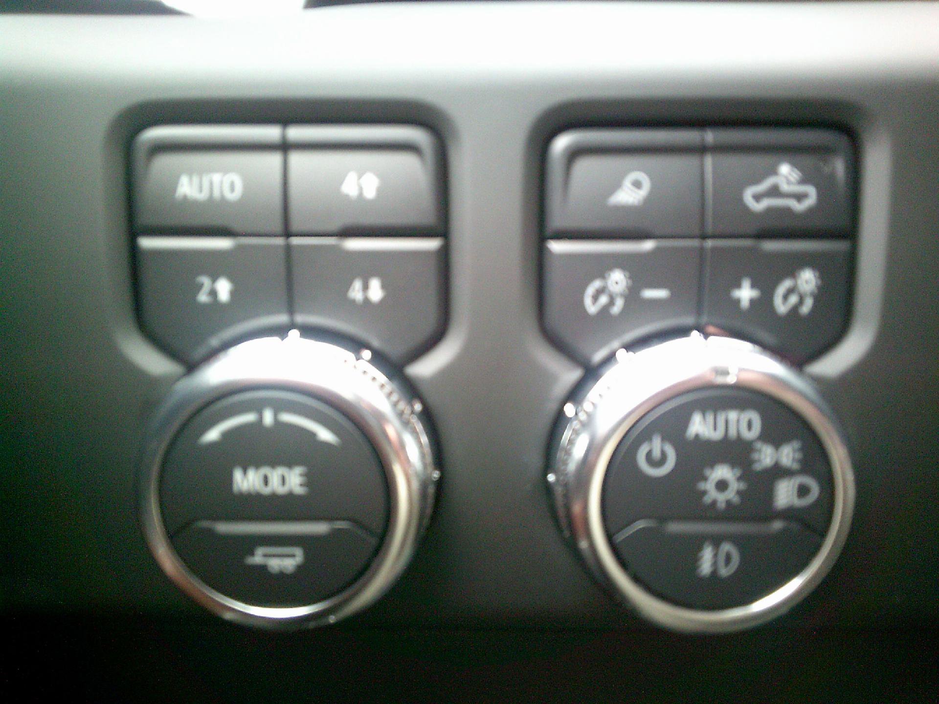 Used 2023 GMC Sierra 1500 Denali Ultimate image 14