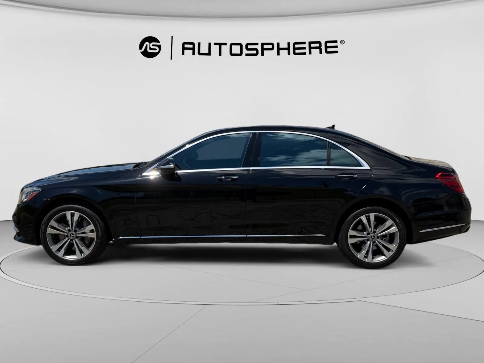 Used 2019 Mercedes-Benz S 560 4MATIC Sedan image 4