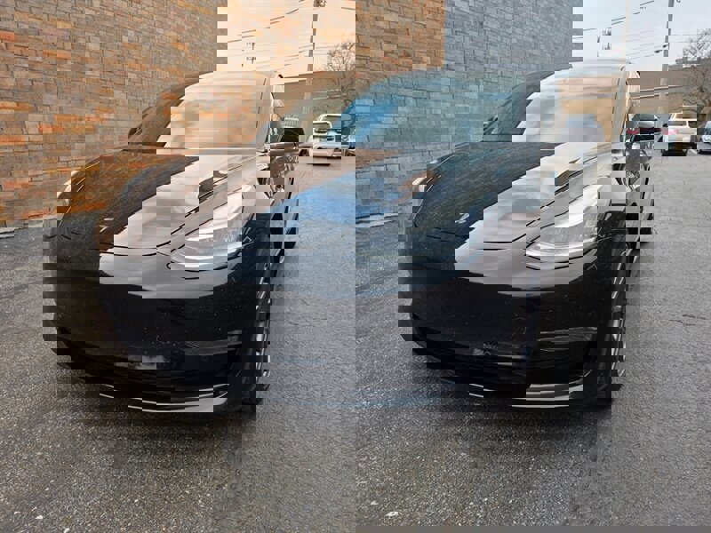 Used 2018 Tesla Model 3 Long Range image 36