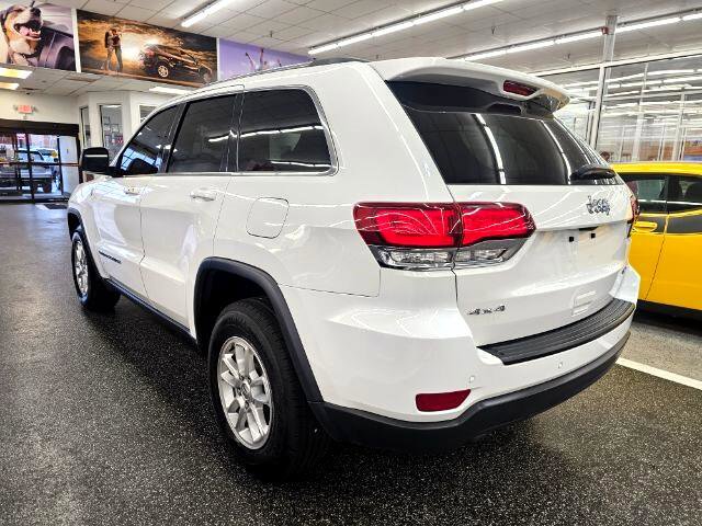 Used 2020 Jeep Grand Cherokee Laredo image 7