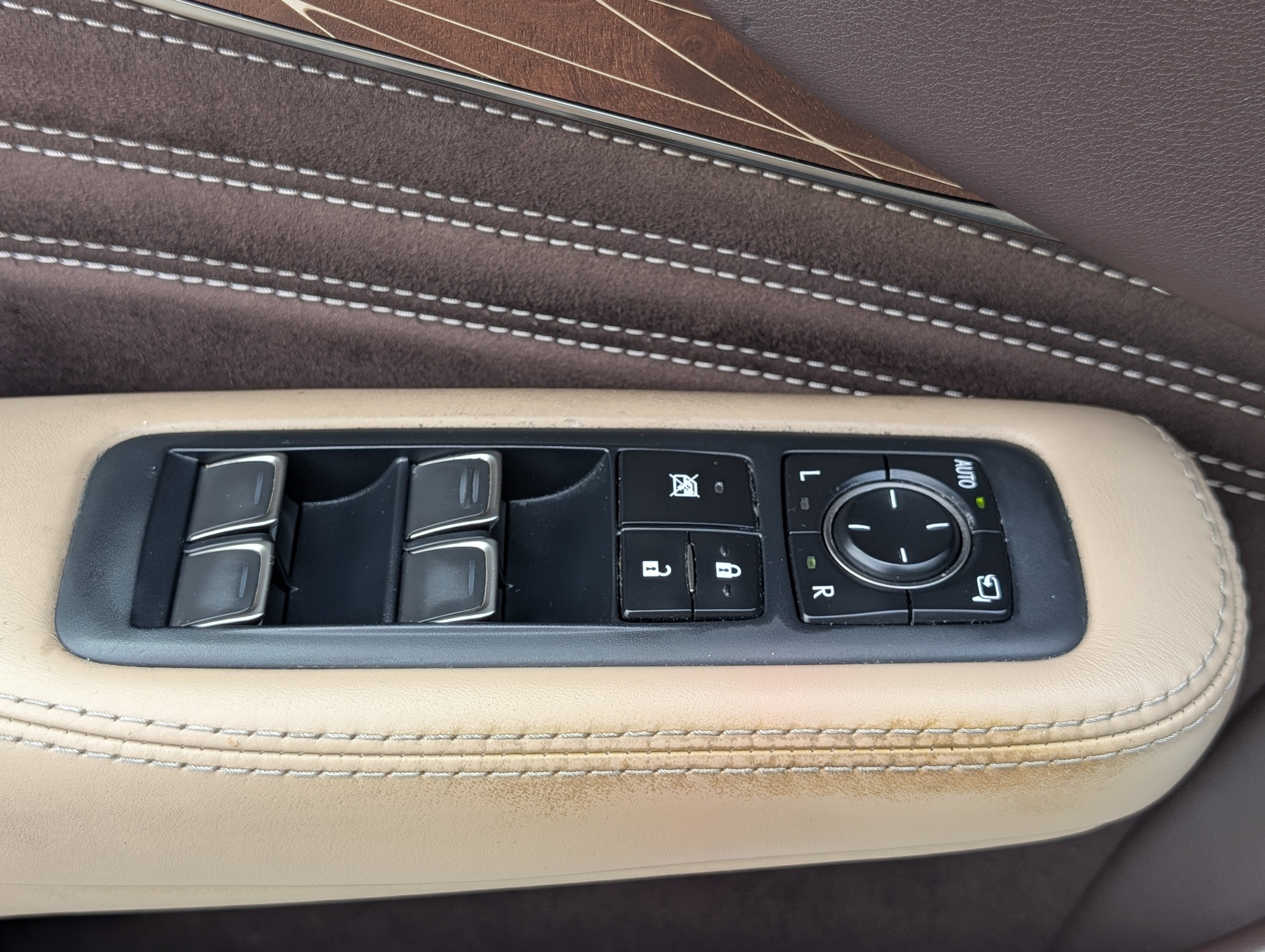 Used 2018 Lexus LS 500 AWD w/ Interior Upgrade Package image 20