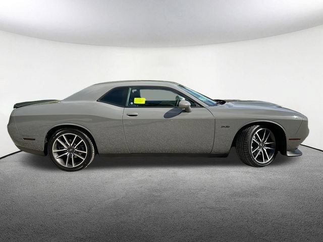 Certified 2023 Dodge Challenger R/T w/ Cold Weather Group RWD image 15
