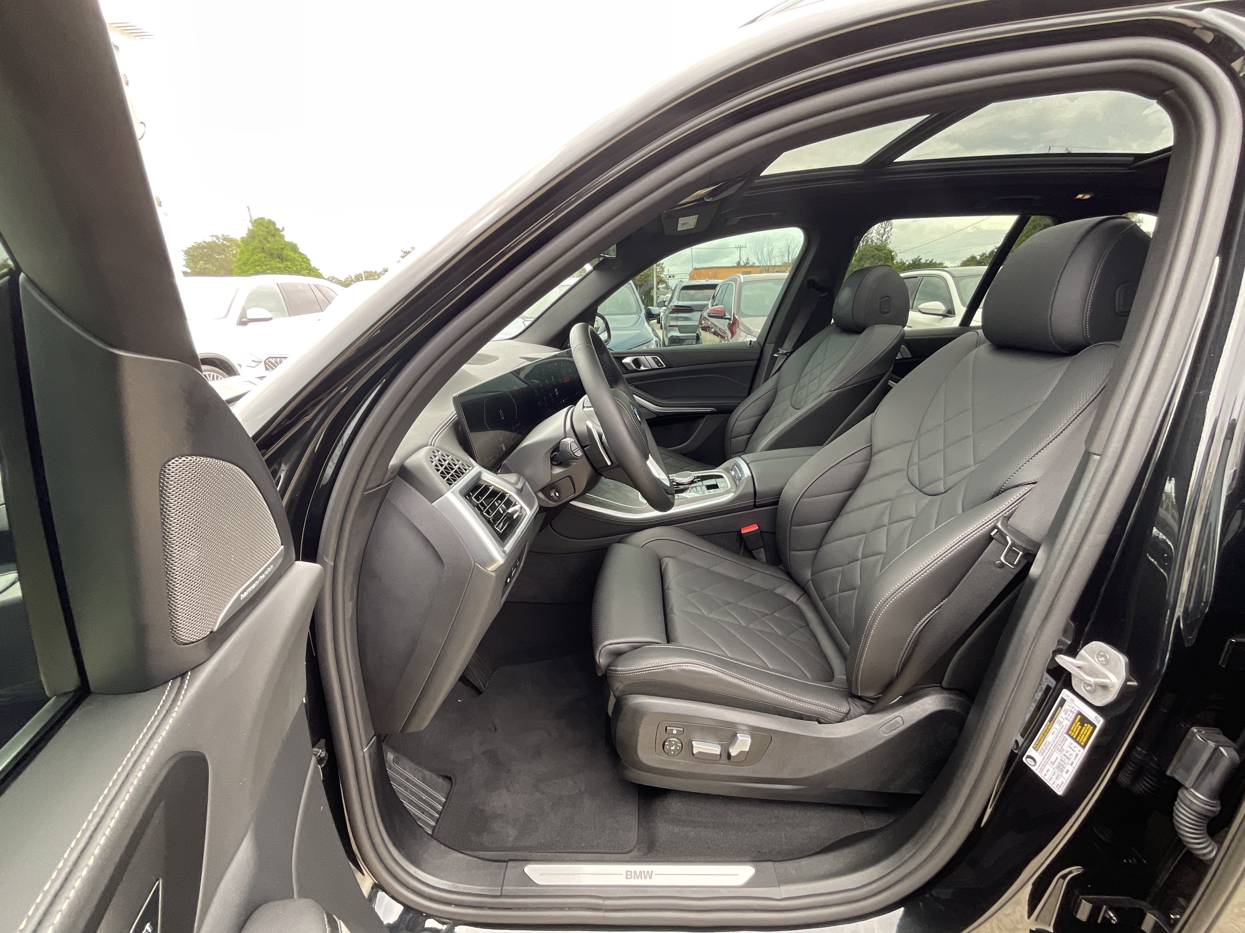 Certified 2024 BMW X5 sDrive40i w/ Premium Package RWD image 10