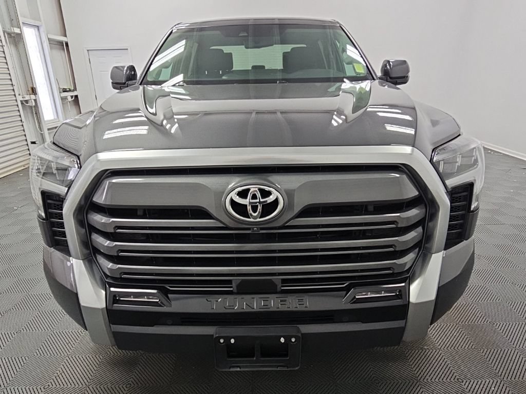 Used 2024 Toyota Tundra Limited AWD/4WD image 4