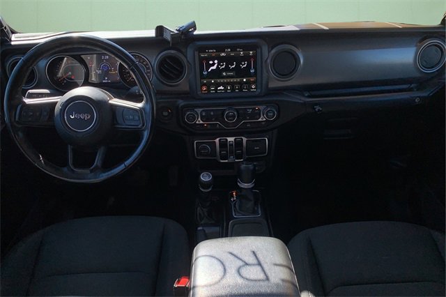 Certified 2022 Jeep Gladiator Willys image 23