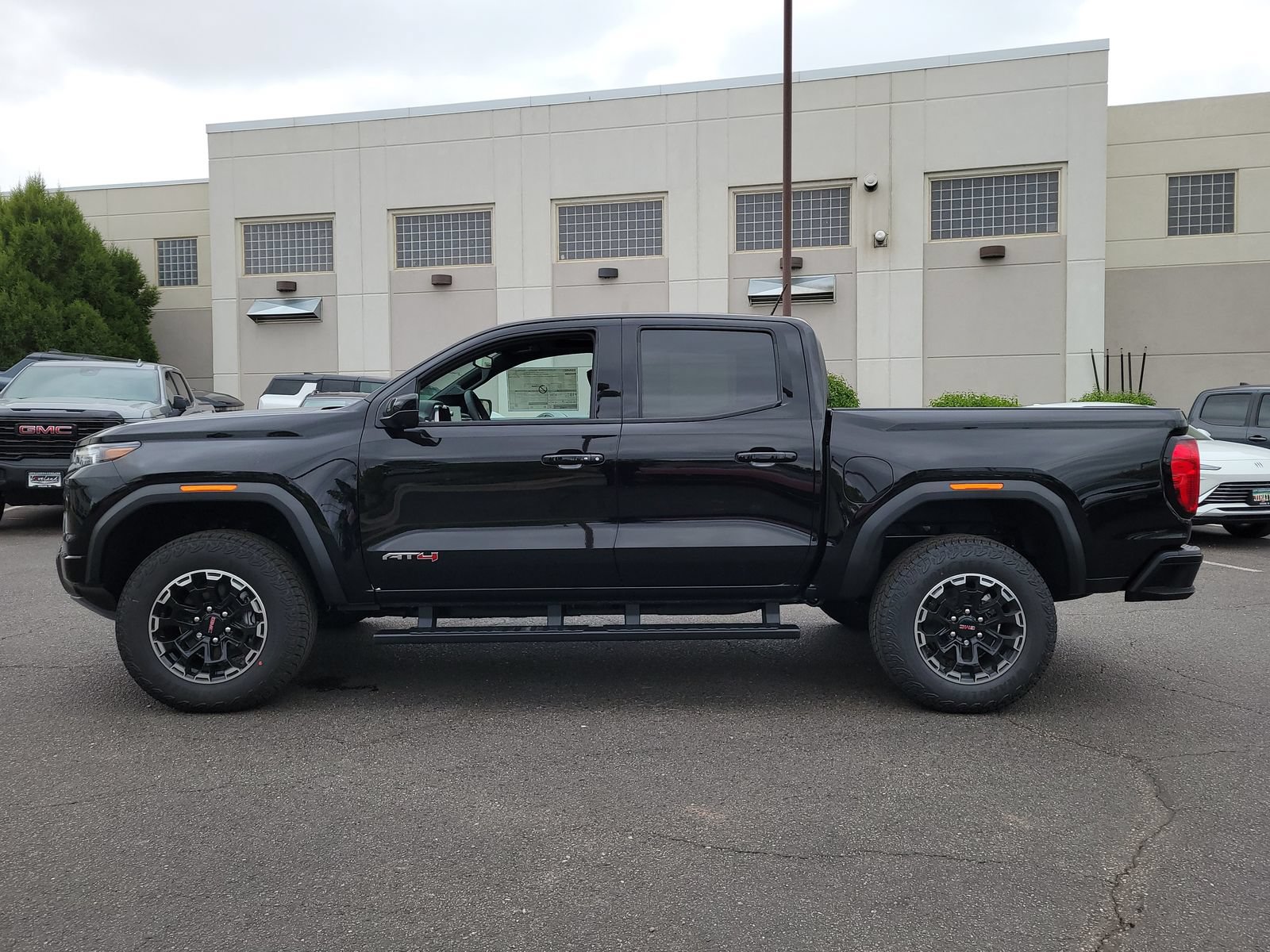 New 2026 GMC Canyon AT4 w/ Technology Plus Package AWD/4WD image 6