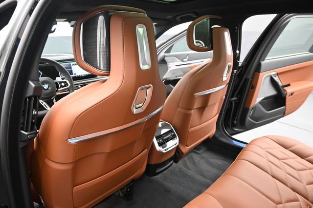 New 2026 BMW 740i w/ Executive Package RWD image 22