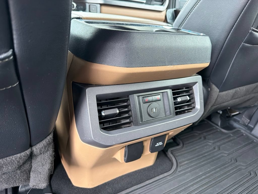 Used 2023 Ford F450 Lariat w/ Lariat Ultimate Package AWD/4WD image 15