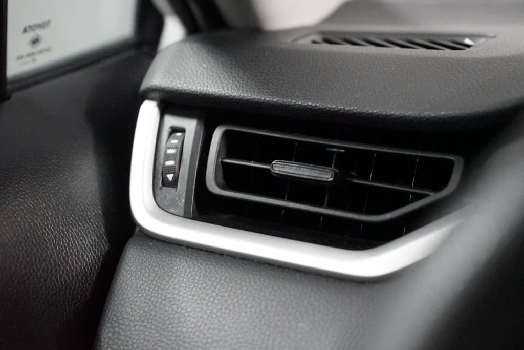 Used 2023 Toyota RAV4 XLE FWD image 25
