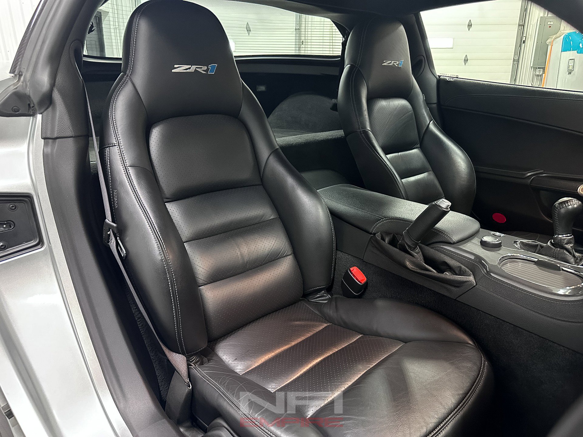Used 2009 Chevrolet Corvette ZR1 w/ Preferred Equipment Group RWD image 35