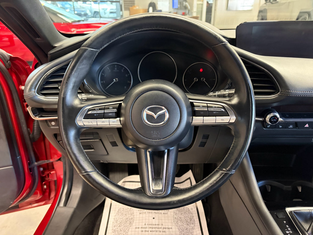 Used 2019 MAZDA MAZDA3 AWD Hatchback image 10
