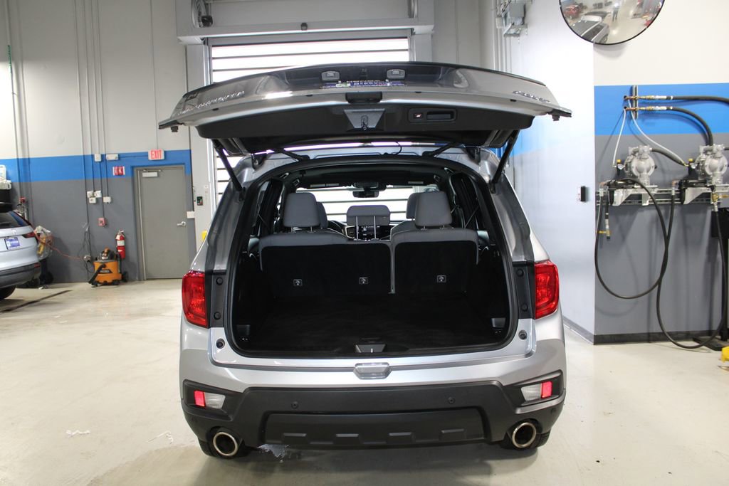 Used 2023 Honda Passport EX-L image 46