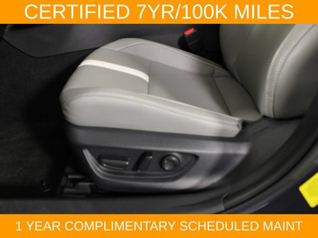 Used 2026 Toyota Camry SE w/ Multimedia Upgrade Package FWD image 17