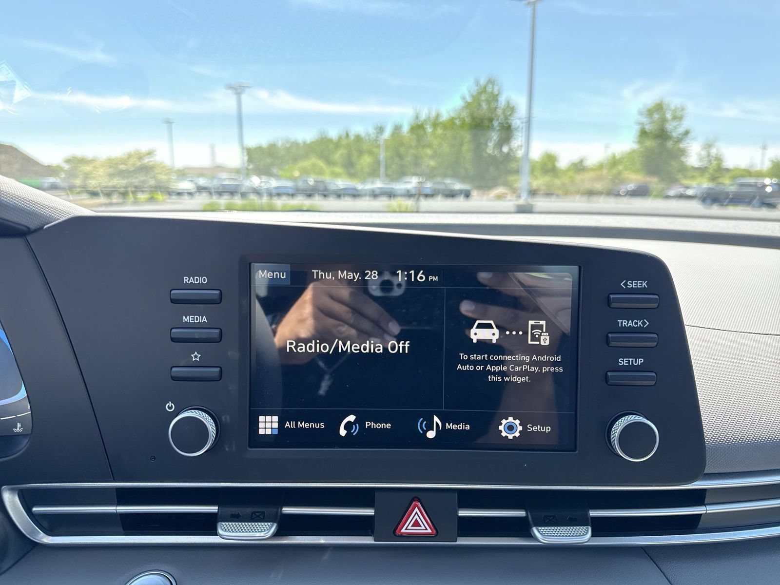 New 2026 Hyundai Elantra Sport FWD image 18