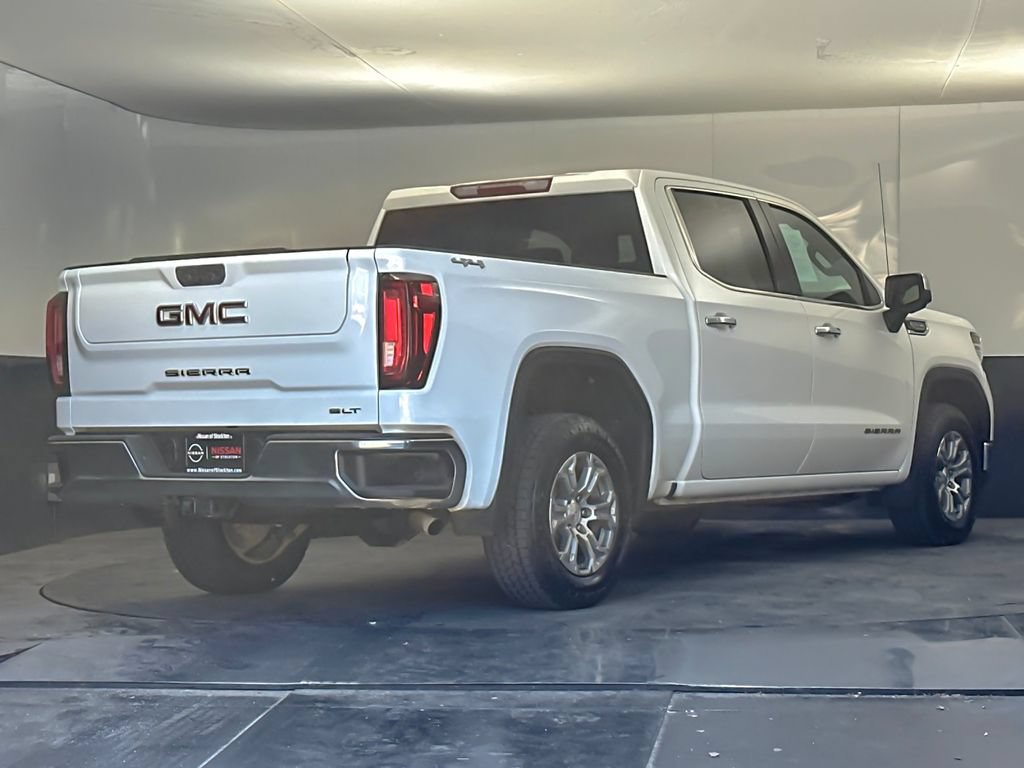 Used 2025 GMC Sierra 1500 SLT AWD/4WD image 3