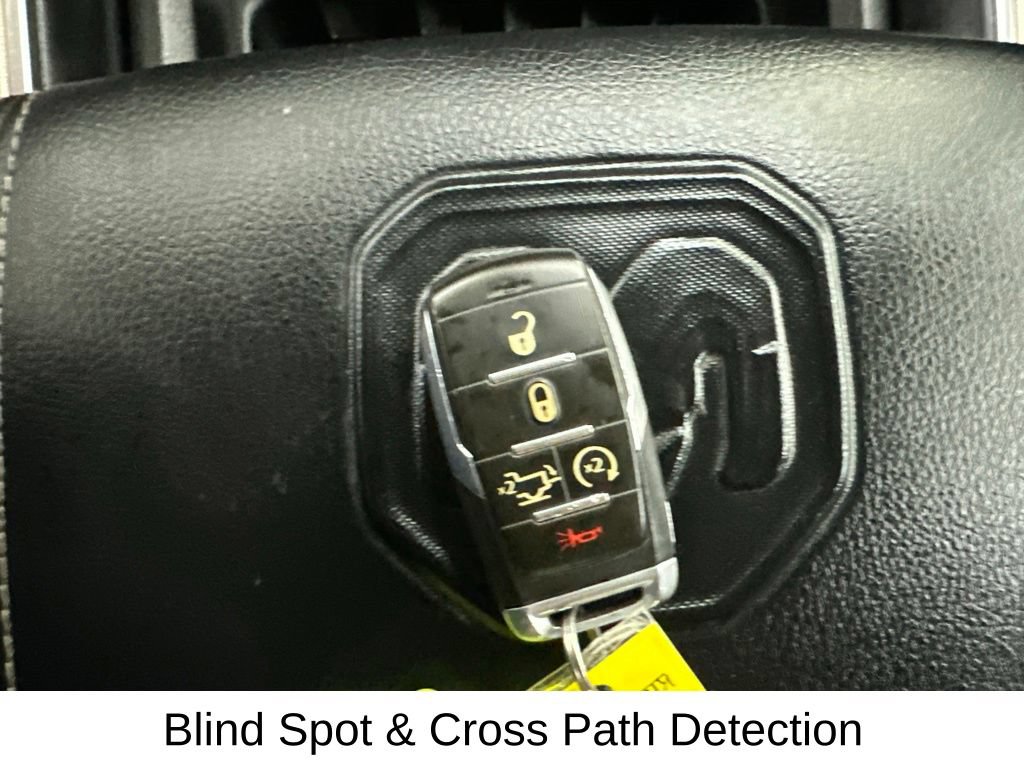 Used 2019 RAM 1500 Laramie AWD/4WD image 40