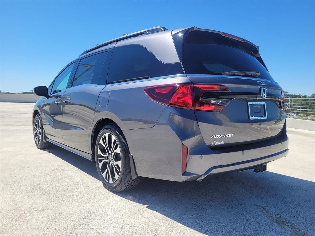 New 2026 Honda Odyssey Elite image 5