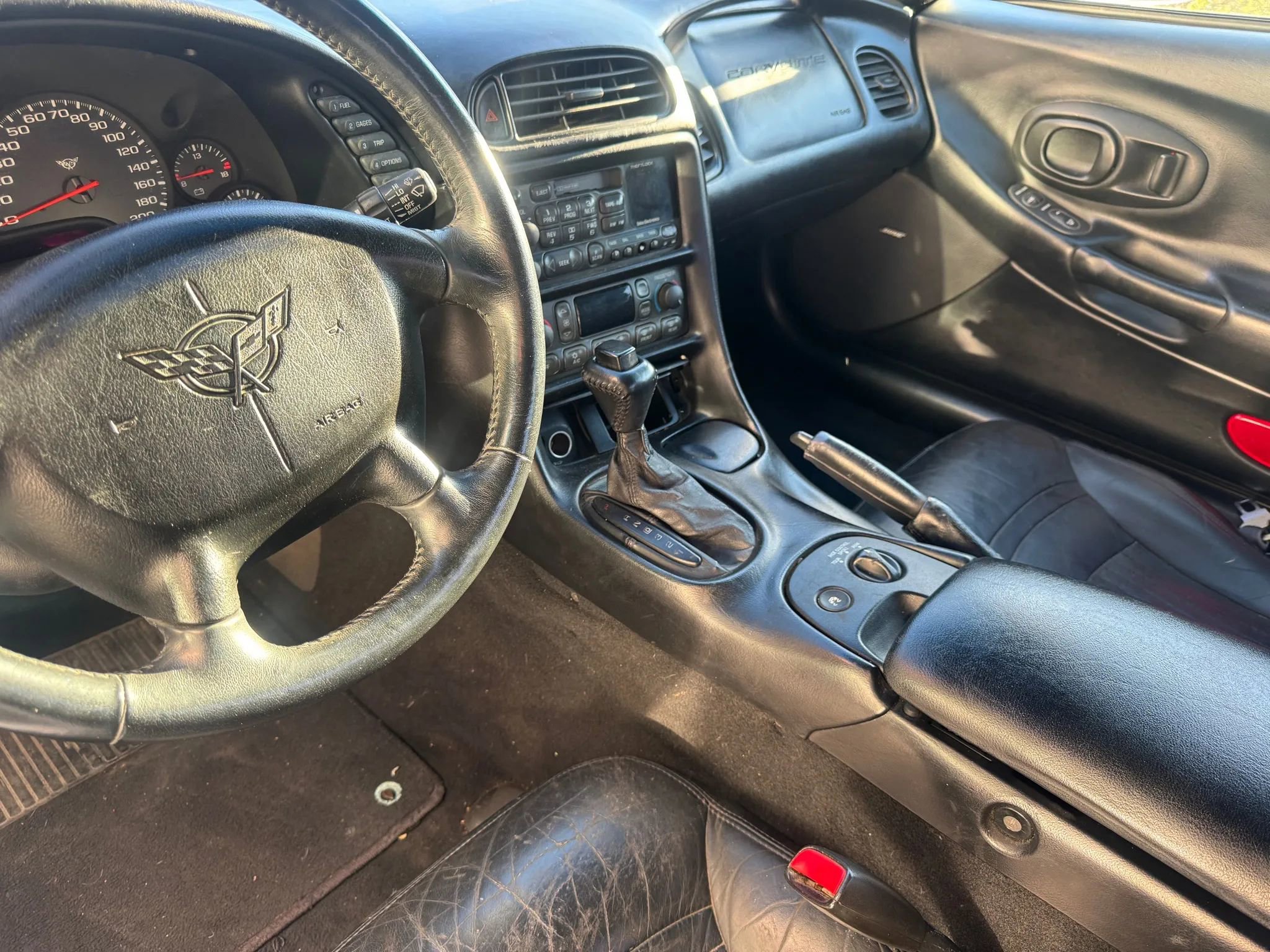 Used 1998 Chevrolet Corvette Convertible w/ Memory Pkg image 11