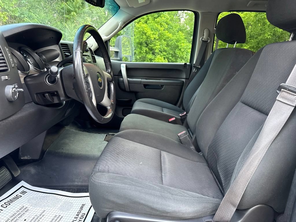 Used 2013 Chevrolet Silverado 1500 LT w/ All-Star Edition AWD/4WD image 9