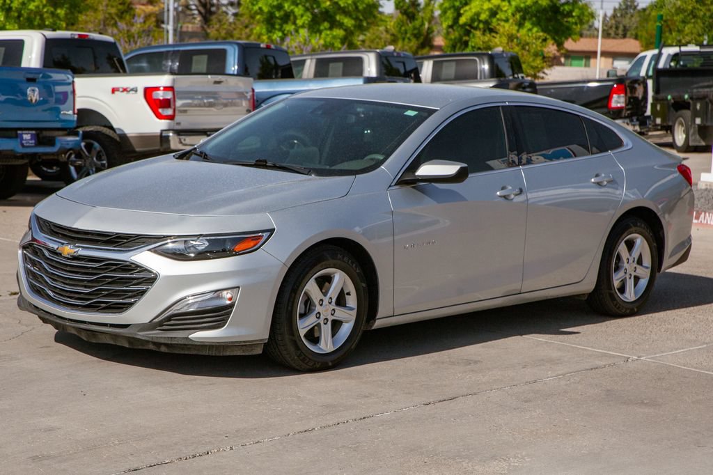 Used 2022 Chevrolet Malibu LS w/ Driver Confidence Package II FWD image 9