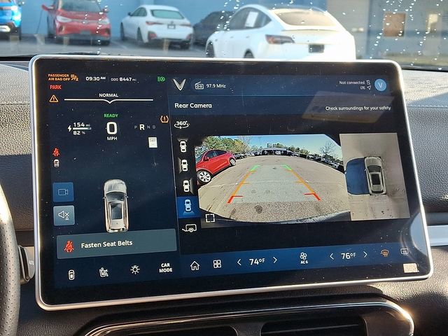 Used 2023 VinFast VF 8 Plus image 23