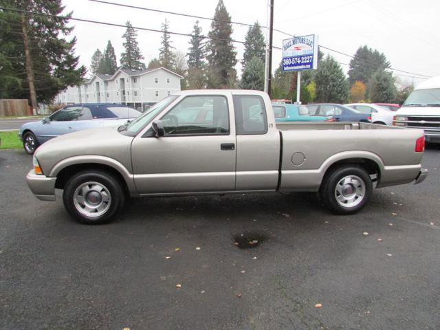 Used 2002 GMC Sonoma SL w/ Marketing Option Pkg image 1