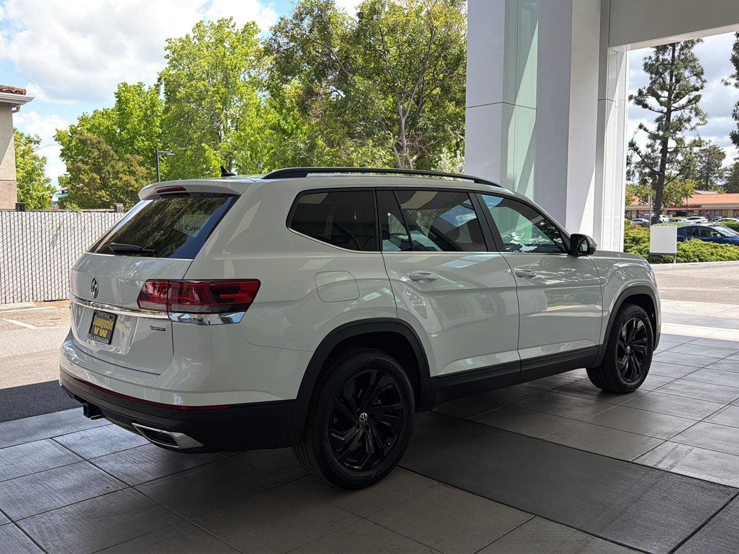 Certified 2023 Volkswagen Atlas SE AWD/4WD image 5
