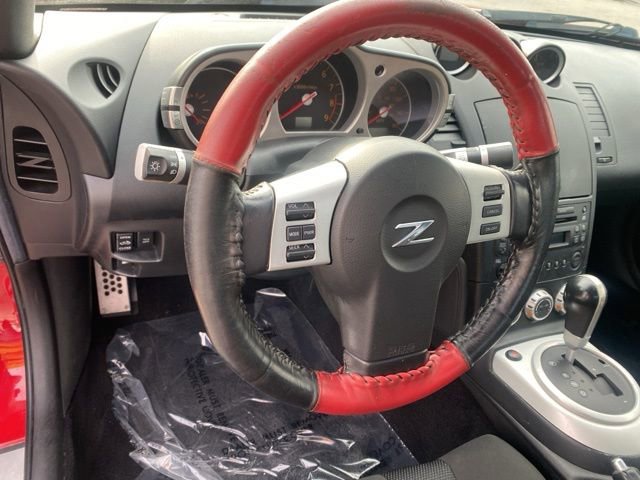 Used 2007 Nissan 350Z Enthusiast RWD image 11