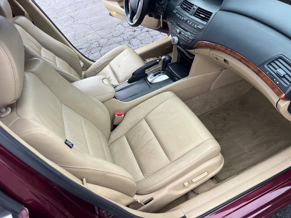 Used 2012 Honda Accord EX-L image 18