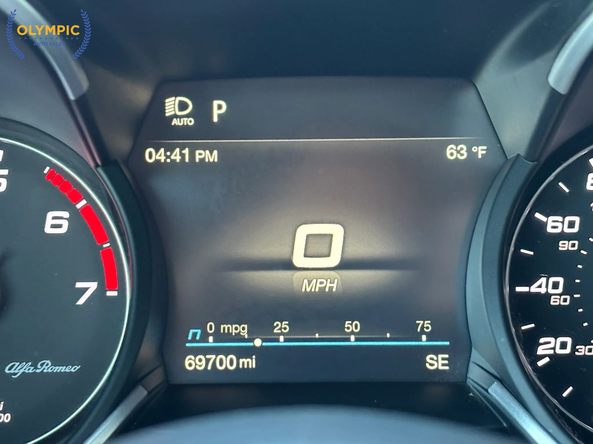 Used 2020 Alfa Romeo Stelvio image 26