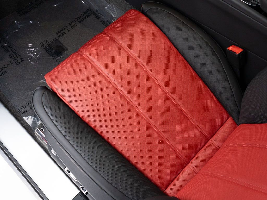 New 2025 Bentley Bentayga image 18