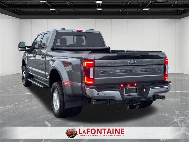 Used 2022 Ford F350 Lariat w/ Lariat Ultimate Package image 3
