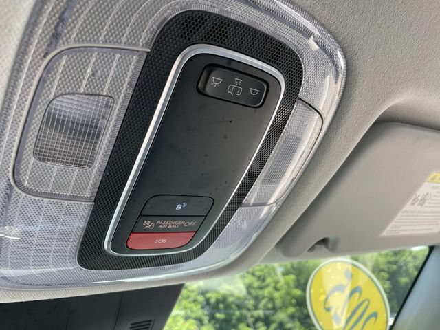 Used 2025 Hyundai Kona SEL AWD/4WD image 31