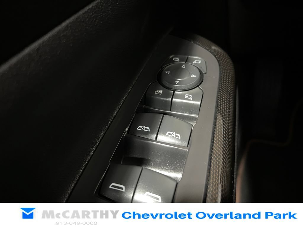Used 2021 GMC Acadia AT4 w/ Technology Package AWD/4WD image 16