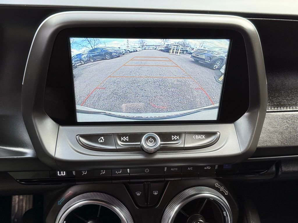 Used 2018 Chevrolet Camaro SS image 24