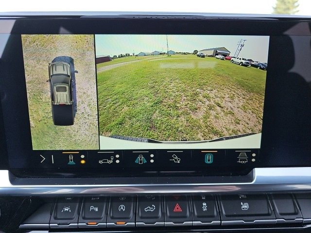 Used 2023 Chevrolet Silverado 1500 High Country image 24