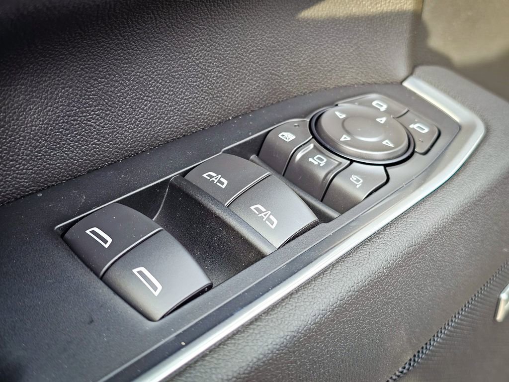 New 2026 GMC Sierra 2500 SLT w/ Max Trailering Package image 14
