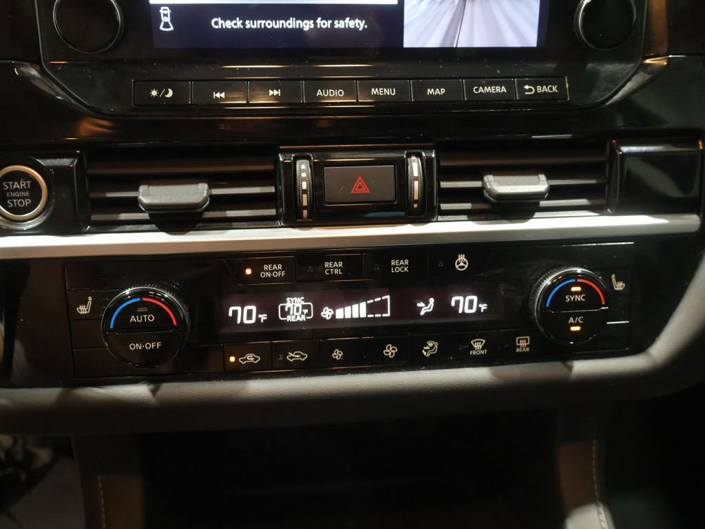 Used 2023 Nissan Pathfinder SL w/ SL Premium Package AWD/4WD image 28