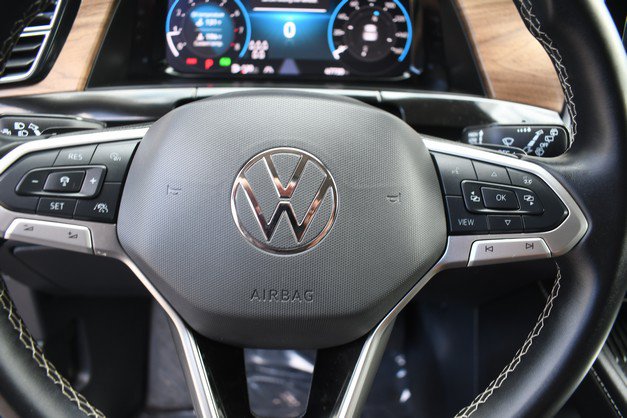 Used 2025 Volkswagen Atlas SE AWD/4WD image 31
