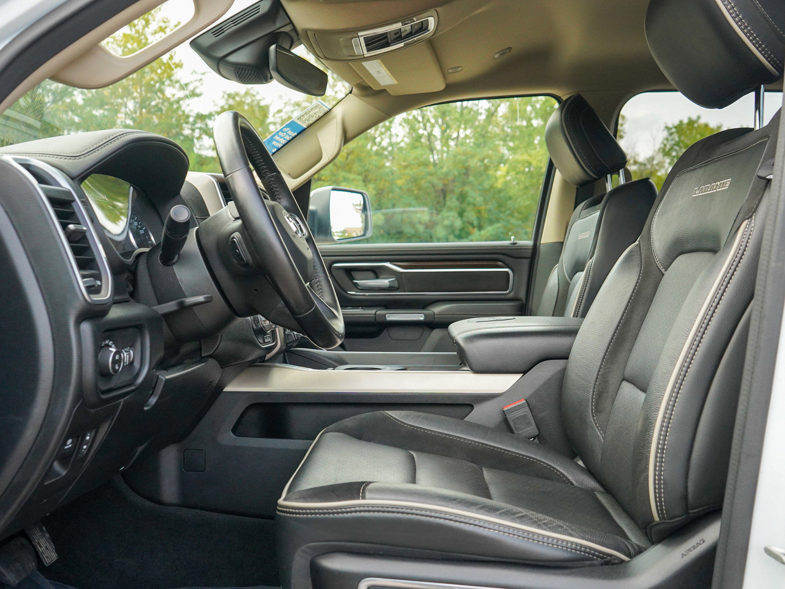 Used 2021 RAM 1500 Laramie image 22